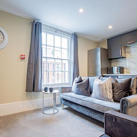 Host & Stay - Shaw Street Suite 우스터 외부 사진